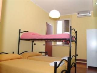 Pensionat Friendship Place 2*